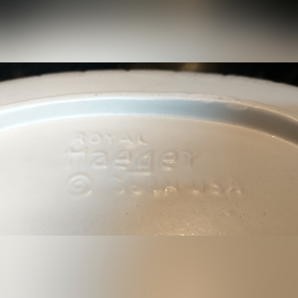 Vintage Royal Haeger Oval Platter Ivory w/Brushed Gold "Water Lily" 364H - Picture 5 of 5